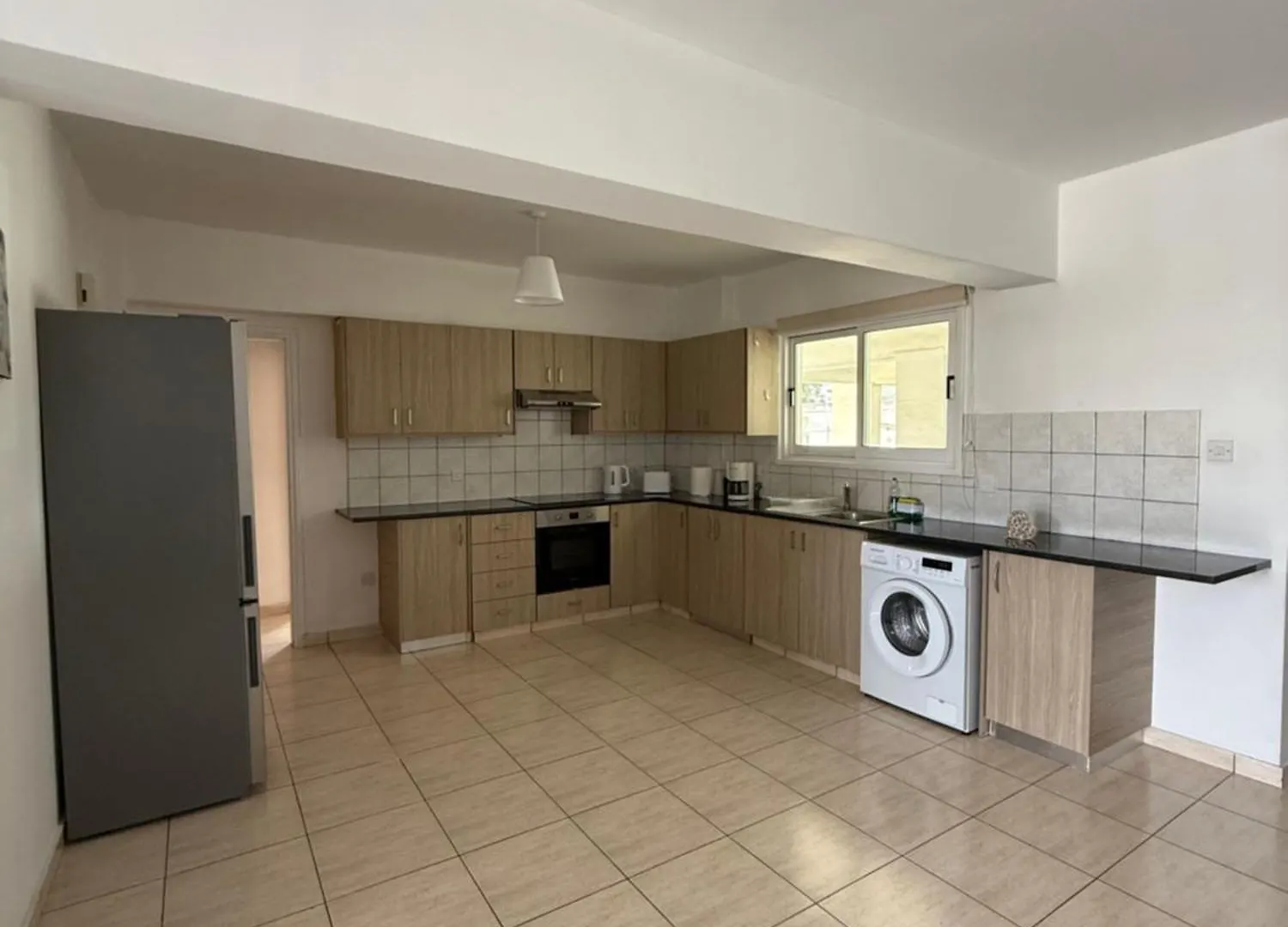 Welcome To Larnaca 50M From The Beachfront Apartment